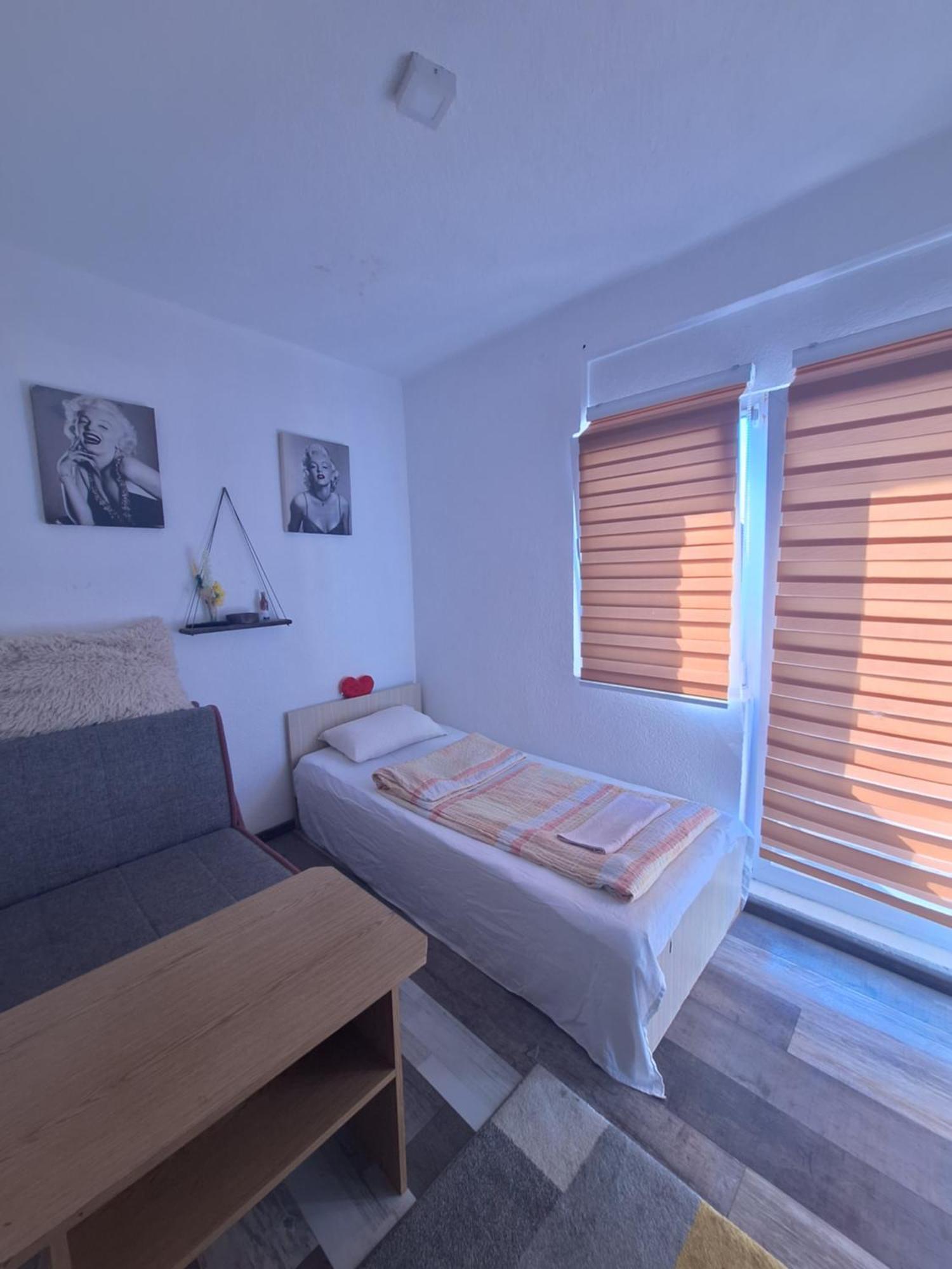 Pandora'S Place Sarajevo Phòng bức ảnh